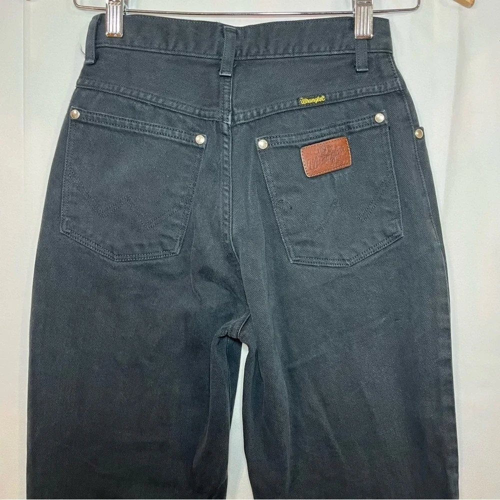 Vintage Lady Wrangler Black High Waisted Jeans 28/4 Straight Leg Western USA - Picture 8 of 15